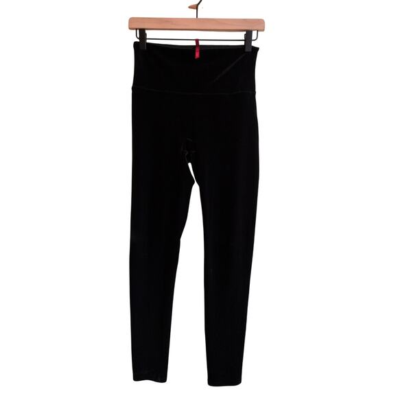 Spanx Velvet Black Leggings size M - Picture 2 of 4